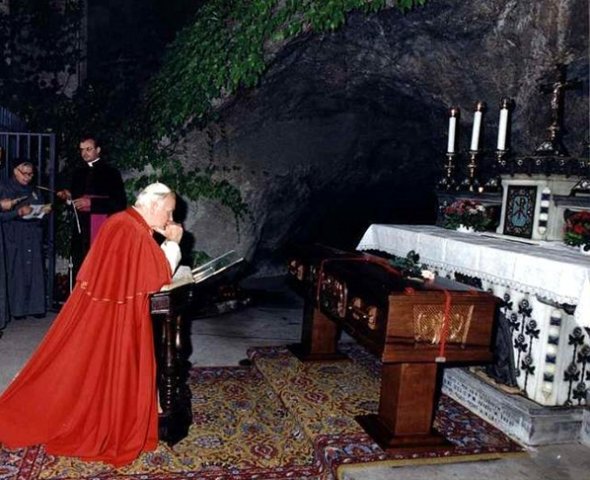Pożegnanie w Ogrodach Watykańskich, 11 maja 1989