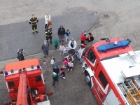 Dzieci ze Scauri u strażaków