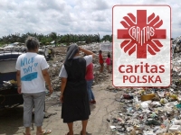 Caritas Polska pomaga siostrom w pomocy ludziom żyjącym na wysypiskach śmieci